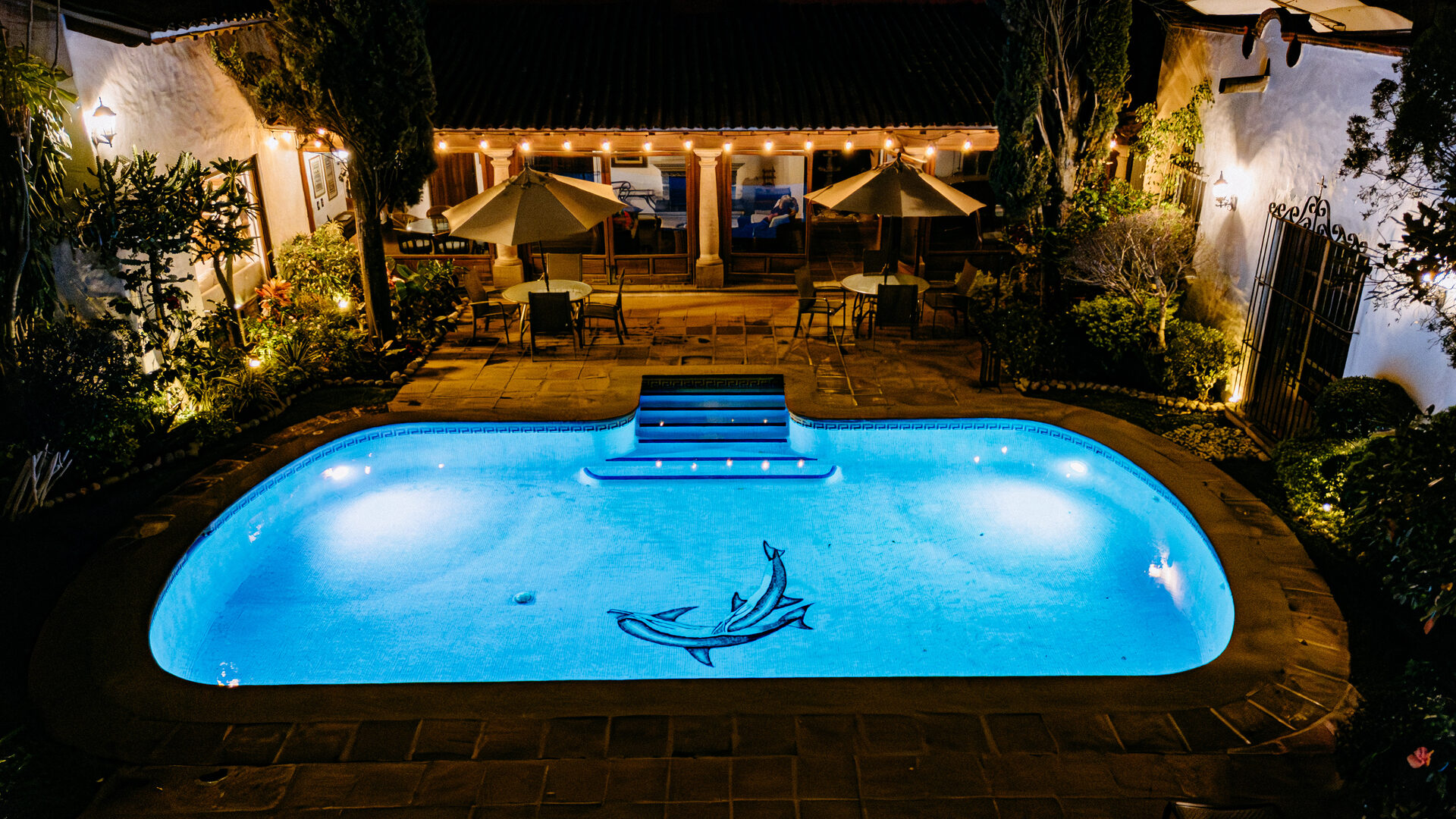 Exterior & Alberca — Quinta La Jolla