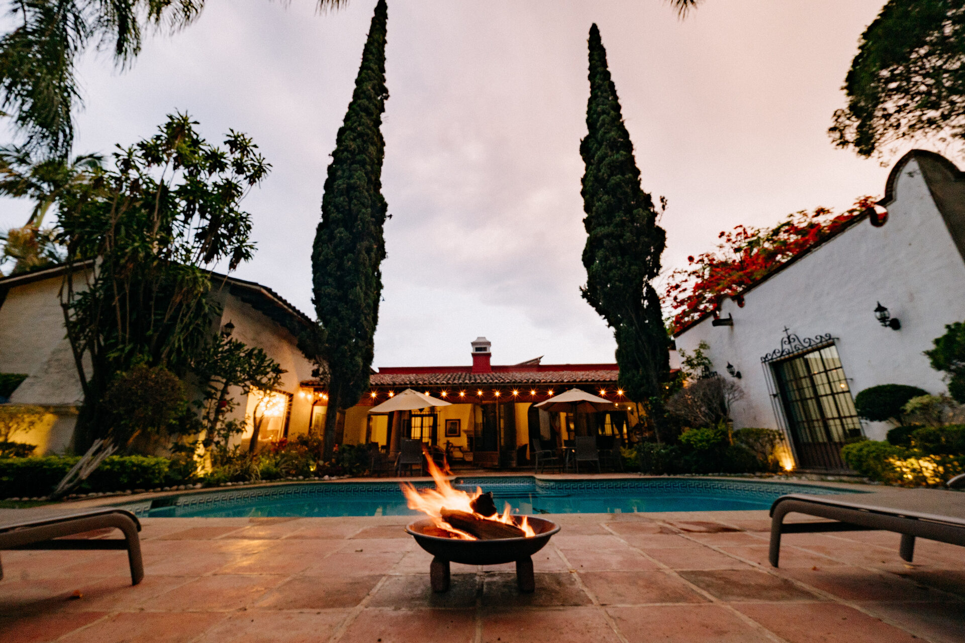 Exterior & Alberca — Quinta La Jolla