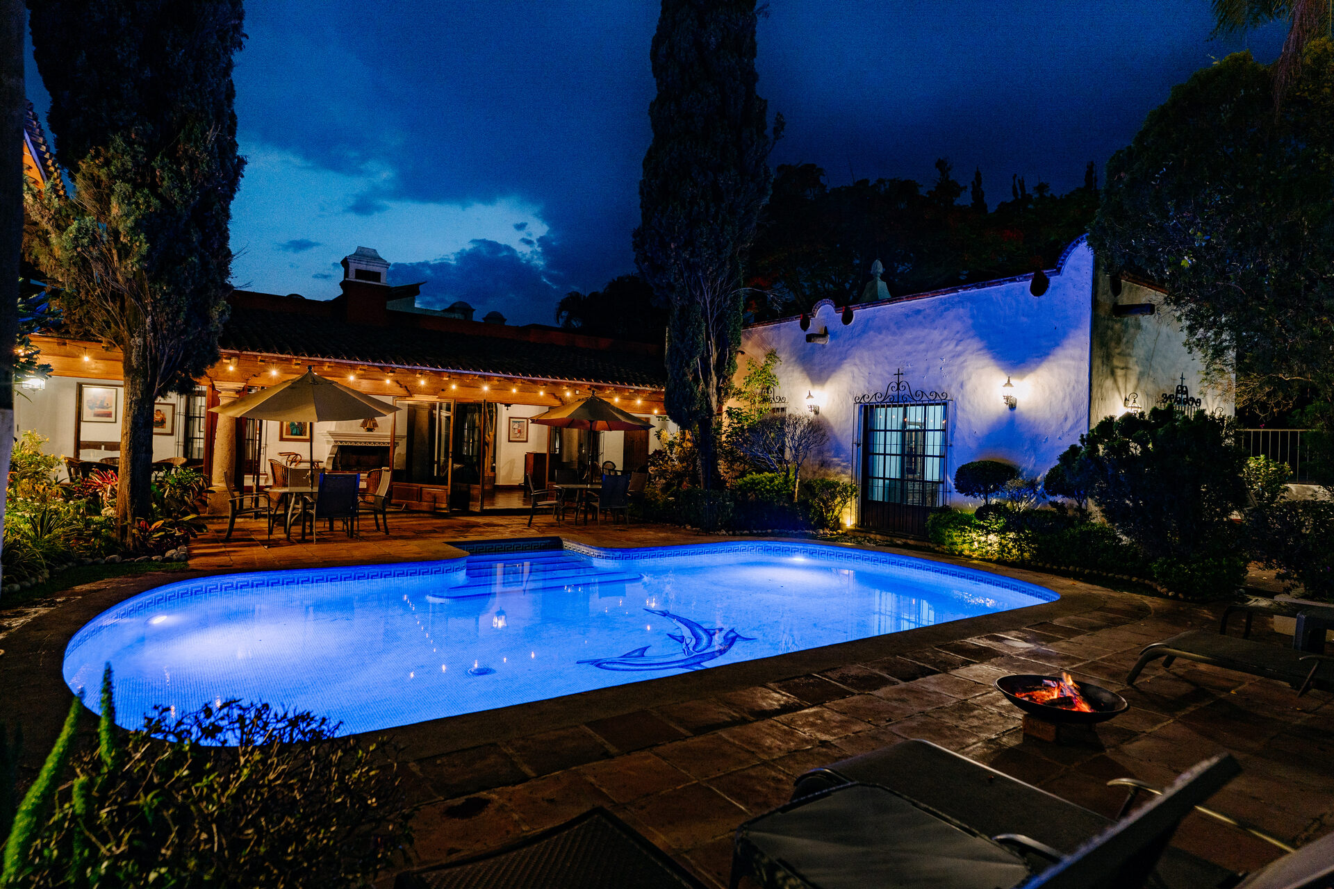 Exterior & Alberca — Quinta La Jolla
