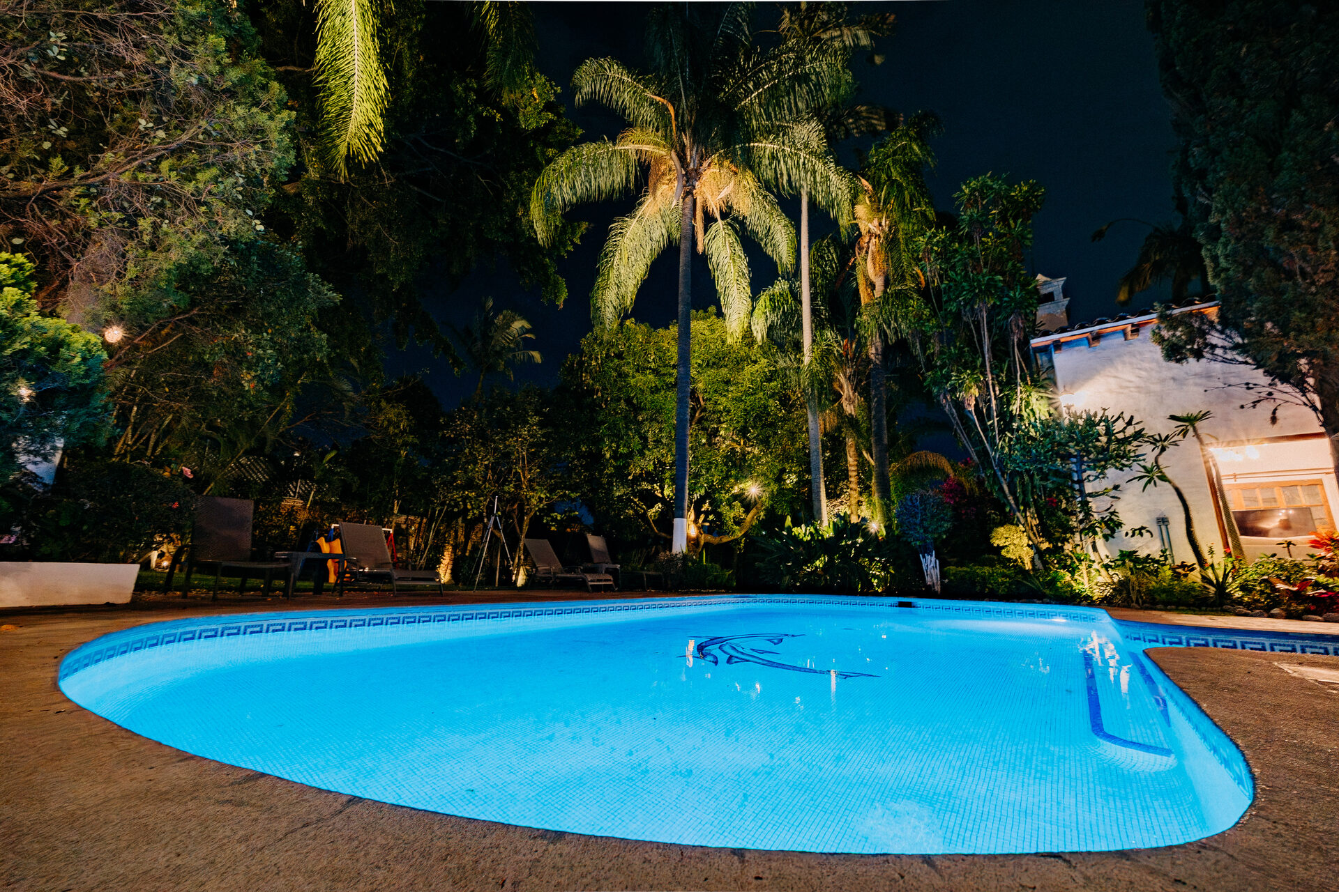 Exterior & Alberca — Quinta La Jolla