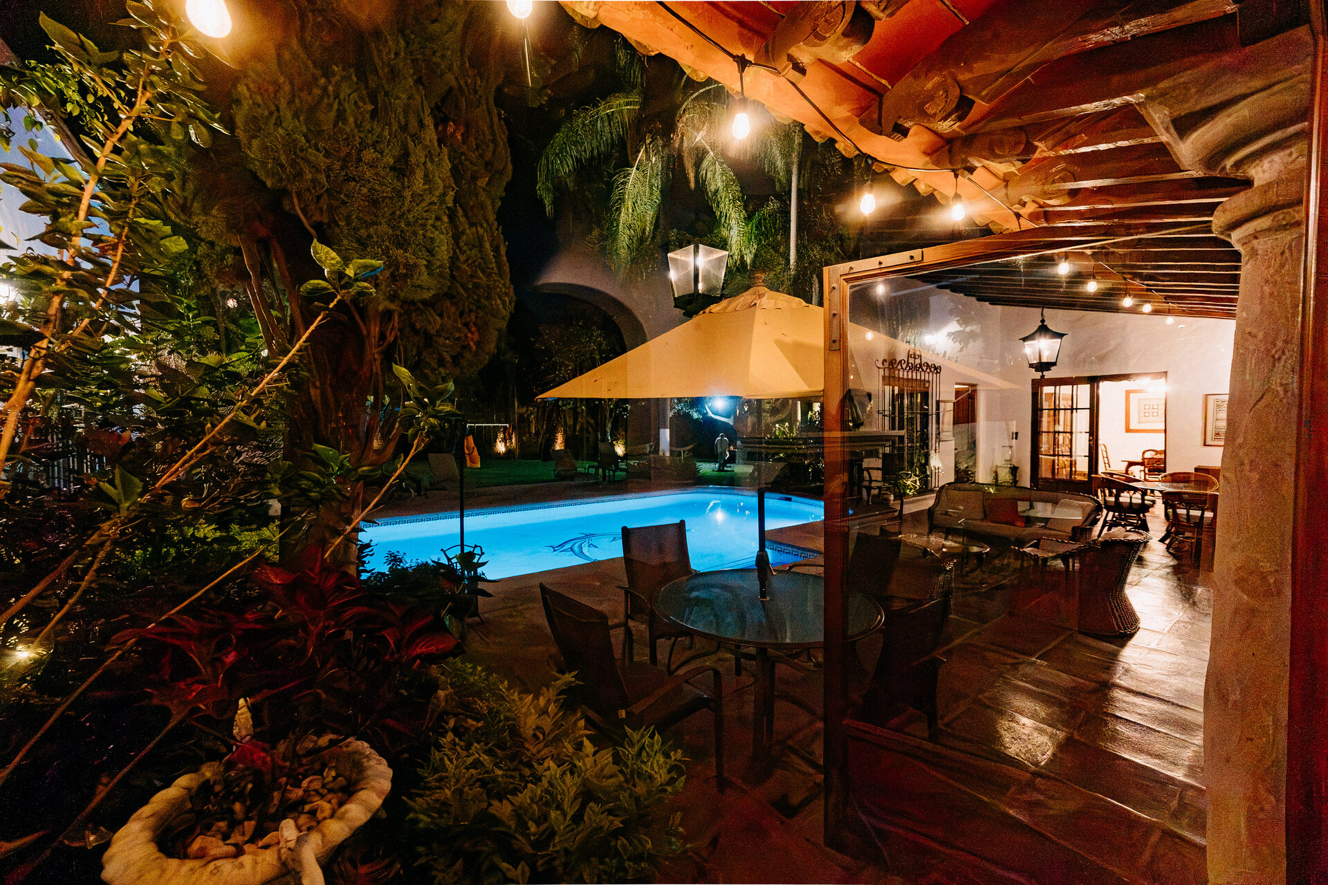 Exterior & Alberca — Quinta La Jolla